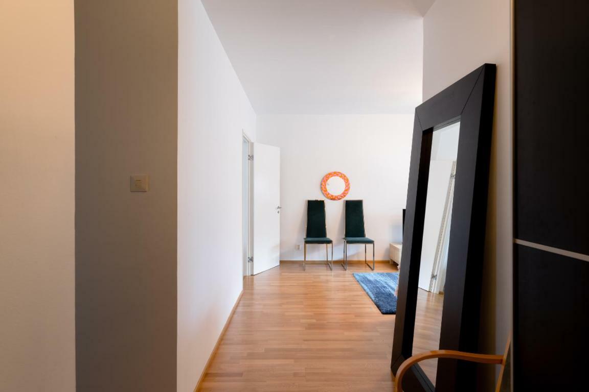Stay Here Apartment Kamppi Helsinky Exteriér fotografie